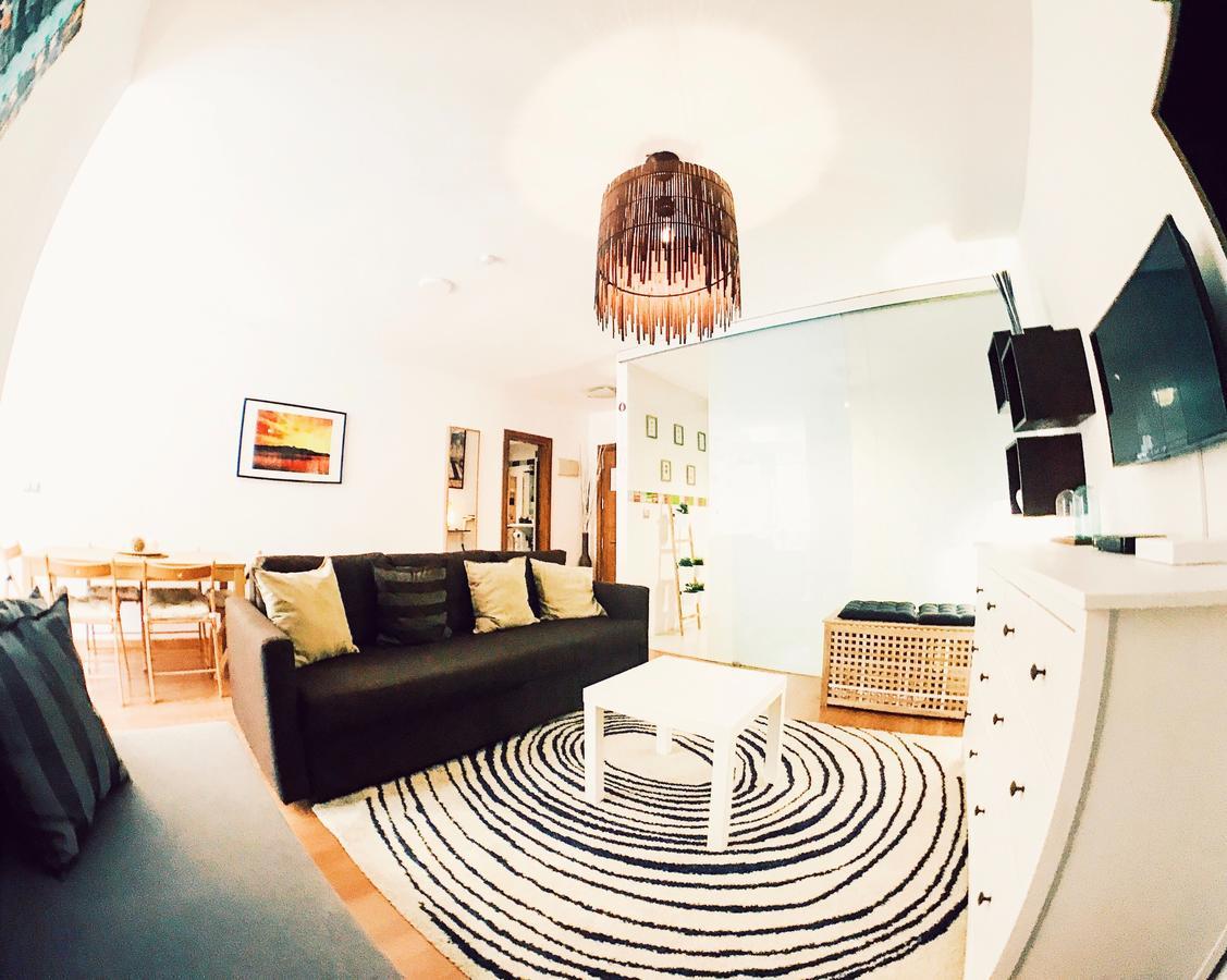 Lollipop Flats City Centre Supreme Suite مدريد المظهر الخارجي الصورة