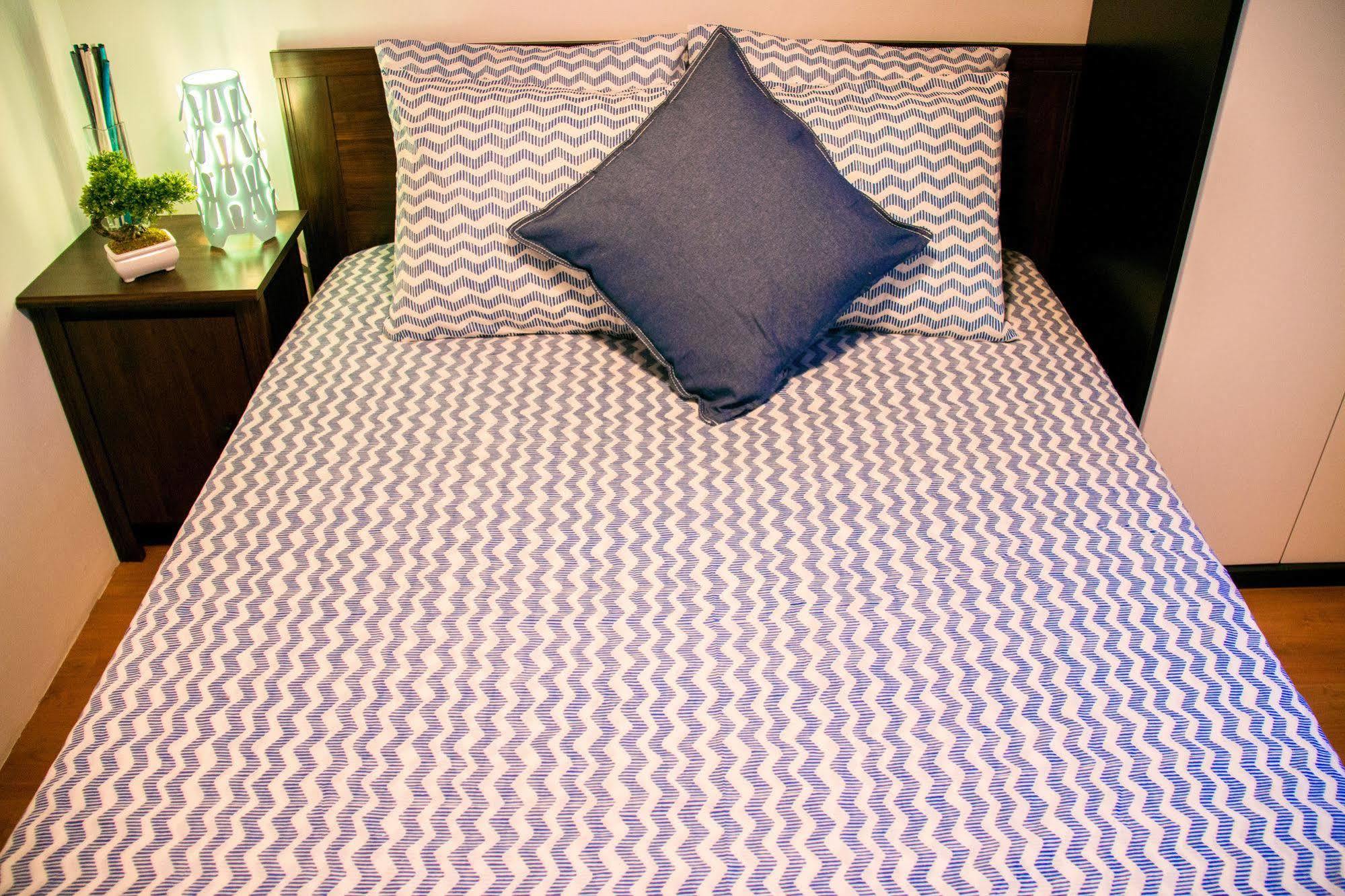 Lollipop Flats City Centre Supreme Suite مدريد المظهر الخارجي الصورة